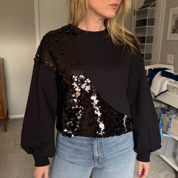 NWT MCM Sequin Sweatshirt $820 Retail - Picture 3 of 7